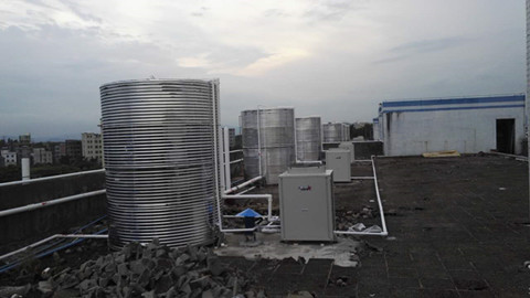 空氣能熱水器