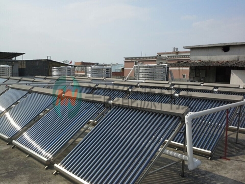 太陽能熱水器